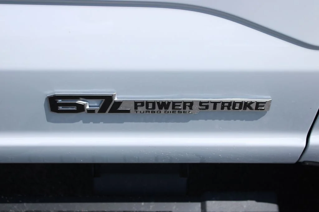 New 2026 Avalanche Ford F-350® XLT image 19