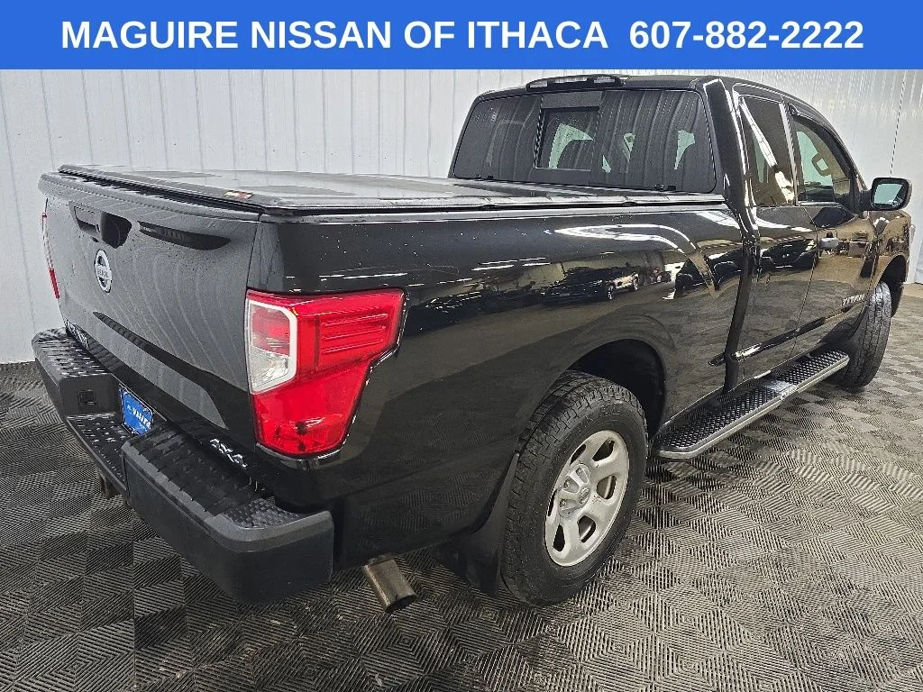 Used 2018 Black Nissan S image 10