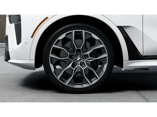 New 2027 Mineral White Metallic BMW xDrive40i image 7