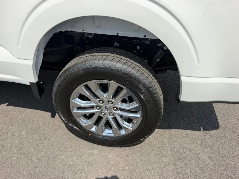 New 2026 Star White Metallic Tri-Coat Ford Lariat® image 8