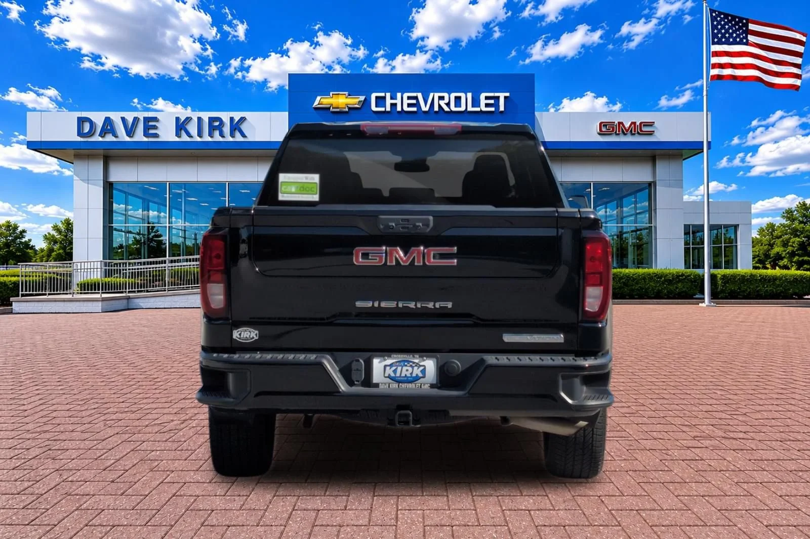Used 2024 Onyx Black GMC Elevation image 4