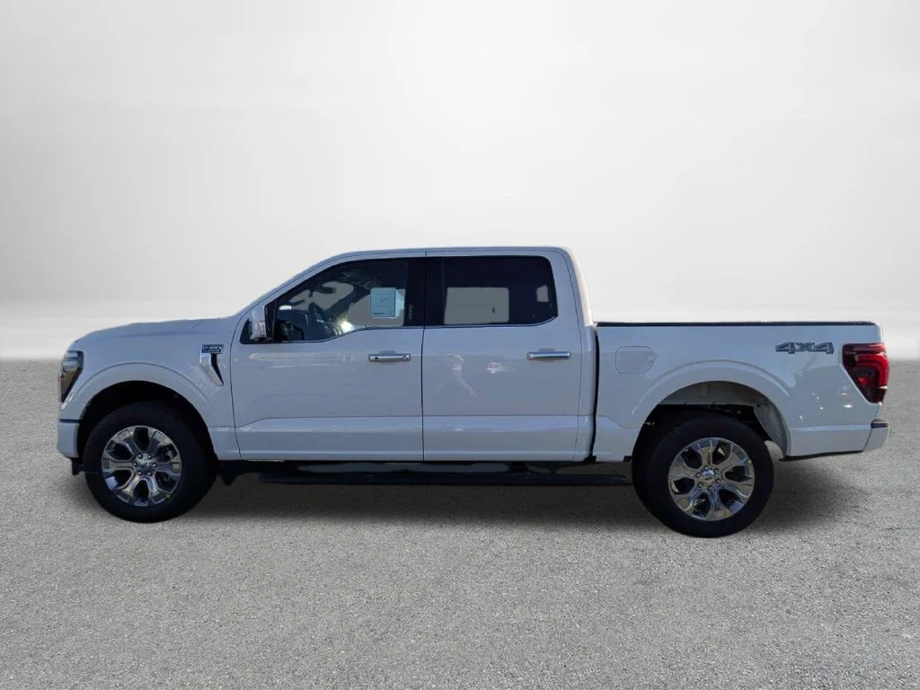 New 2026 Star White Metallic Tri-Coat Ford Platinum® image 6