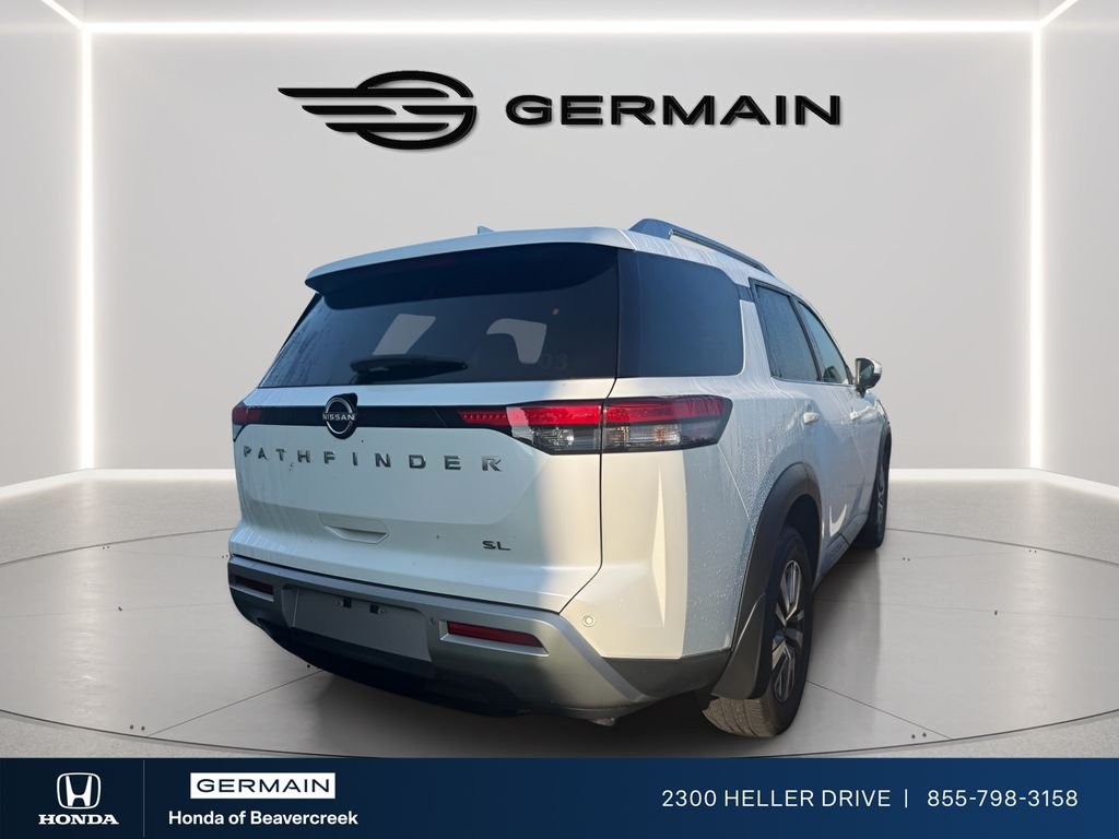 Used 2025 Everest White Pearl Tricoat Nissan SL image 5