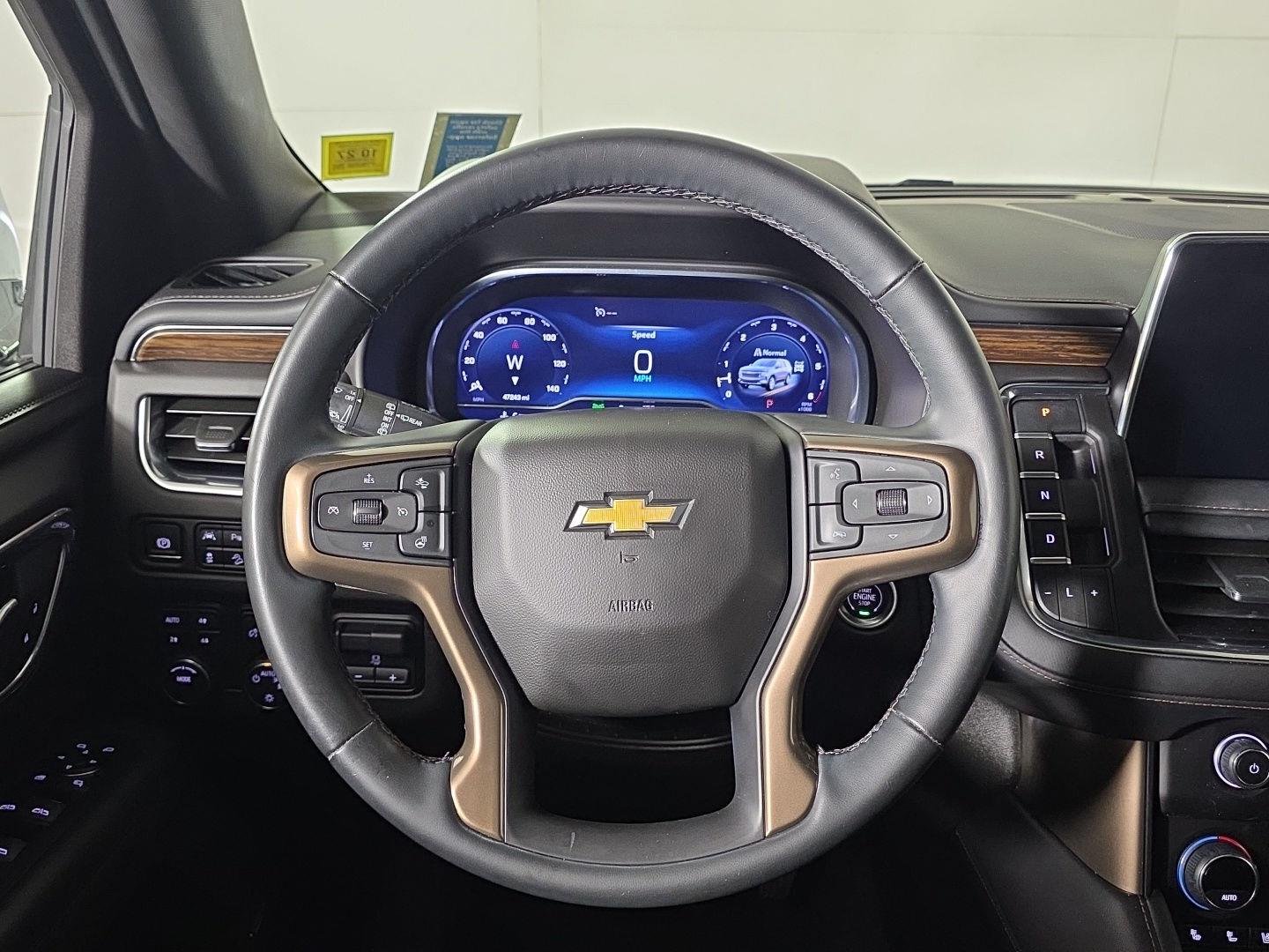 Used 2024 Iridescent Pearl Tricoat Chevrolet High Country image 37