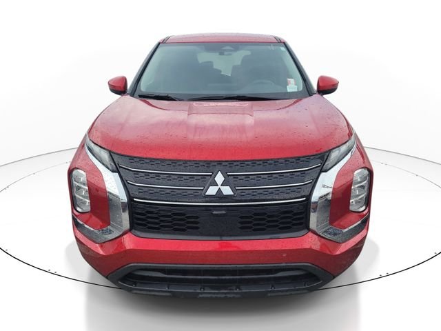 2024 Mitsubishi Outlander ES