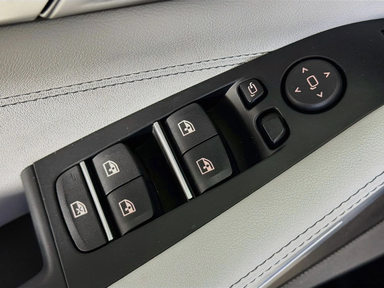 Certified Used 2024 Skyscraper Gray Metallic BMW xDrive50e image 18