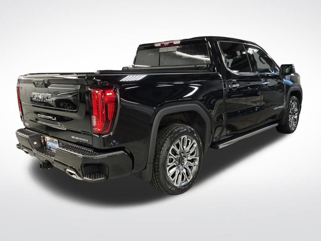 Used 2025 Onyx Black GMC Denali Ultimate image 5
