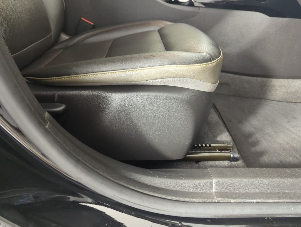 Used 2025 Black Chevrolet ACTIV image 36