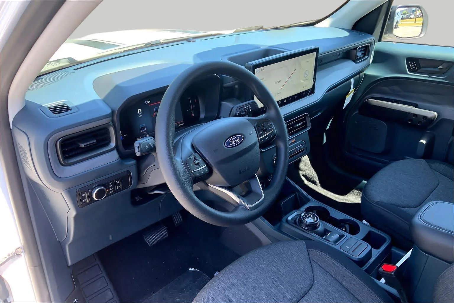 New 2026 Oxford White Ford XLT image 9