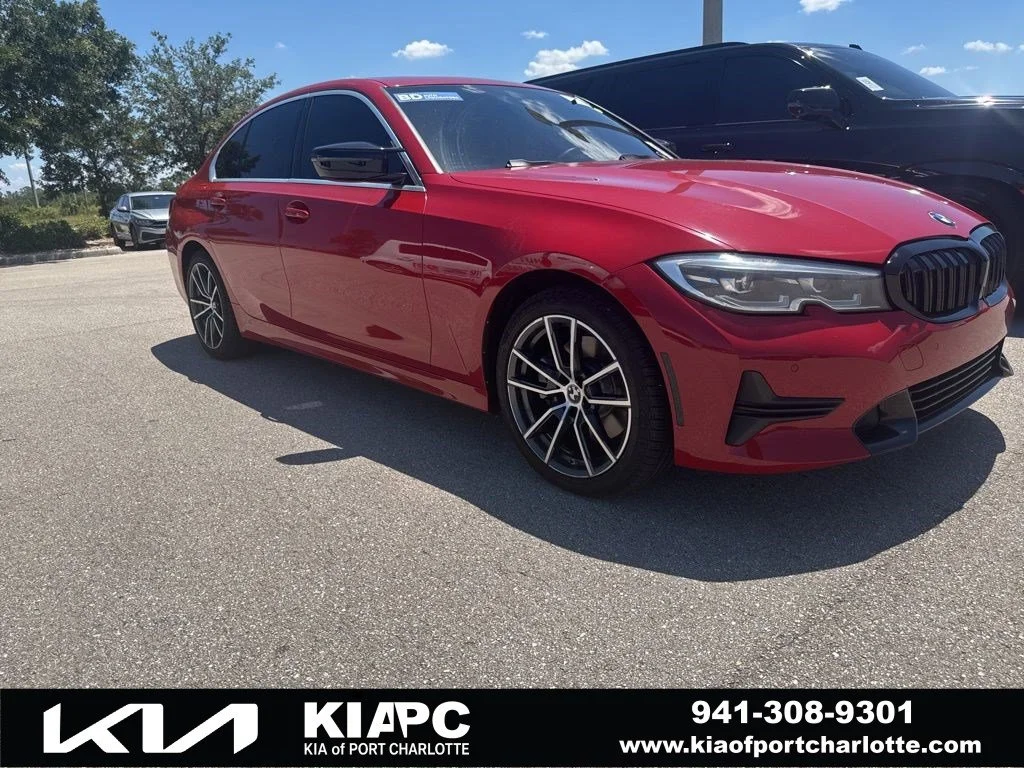 2020 BMW 3 Series 330i Sedan's photo