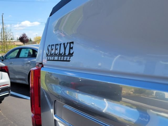 Used 2018 White Ford King Ranch image 28