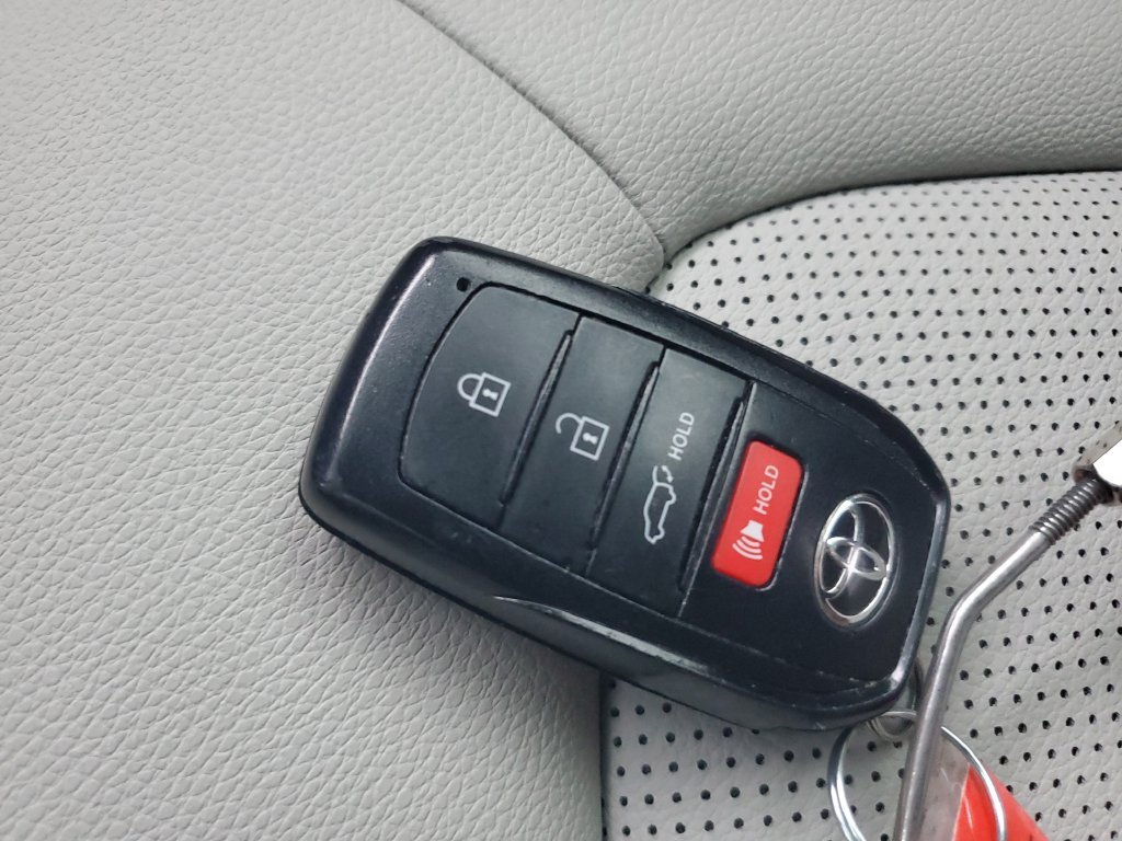 Certified Used 2024 Silver Toyota XLE image 23