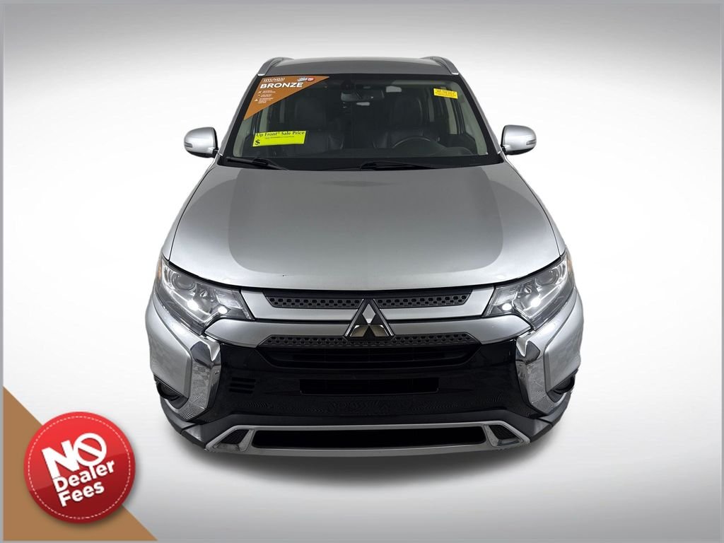 Used 2019 Gray Mitsubishi SEL image 8