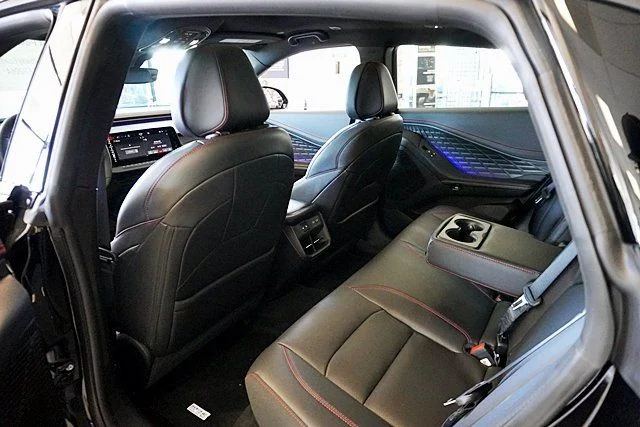 New 2026 Diamond Black Crystal Pearlcoat Dodge Scat Pack Plus image 22