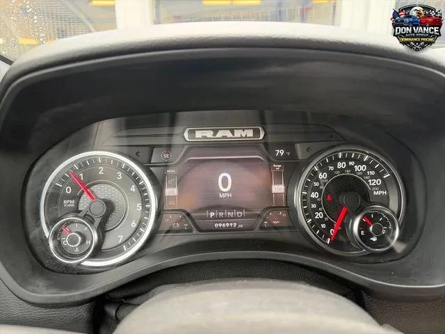Used 2022 Silver RAM BIG HORN image 16