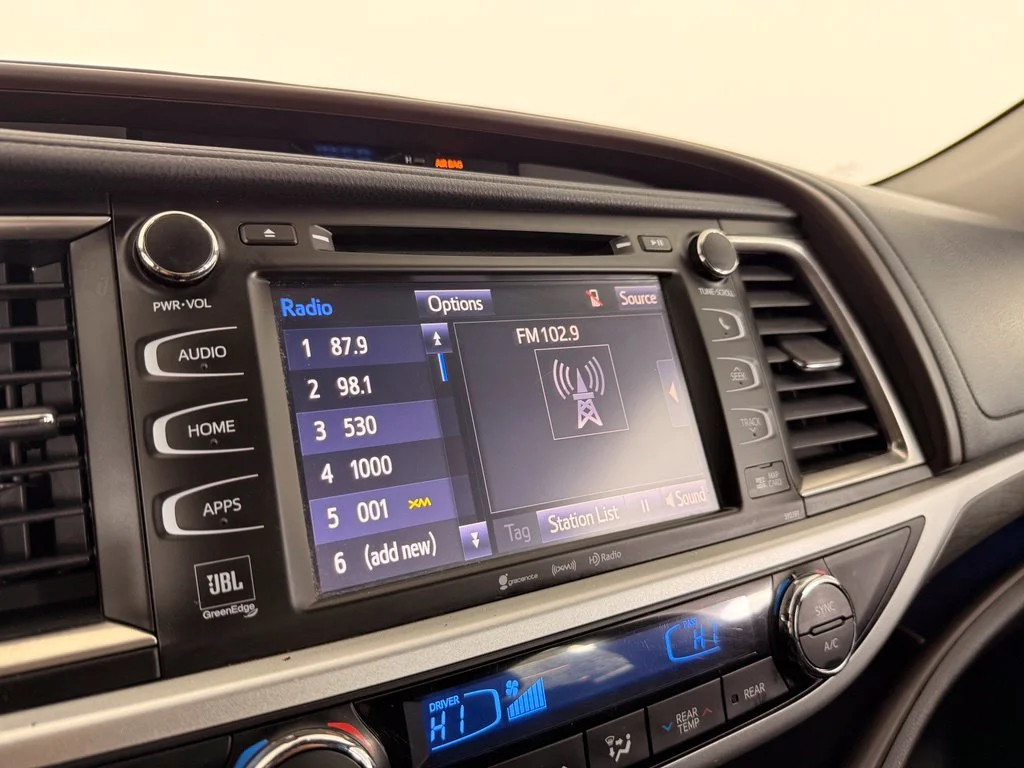 Used 2019 White Toyota Limited Platinum image 36