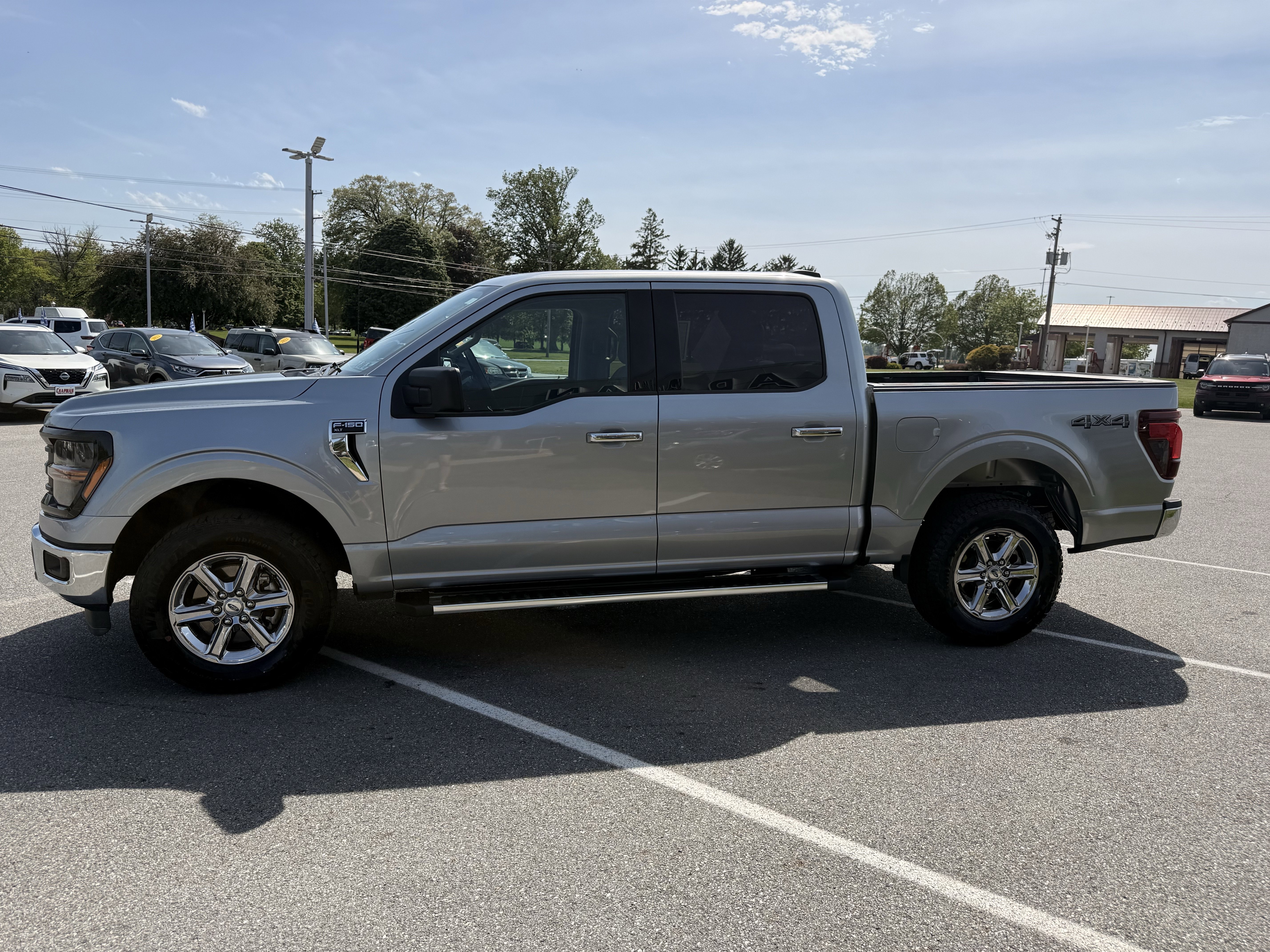Used 2025 Silver Metallic Ford XLT image 4