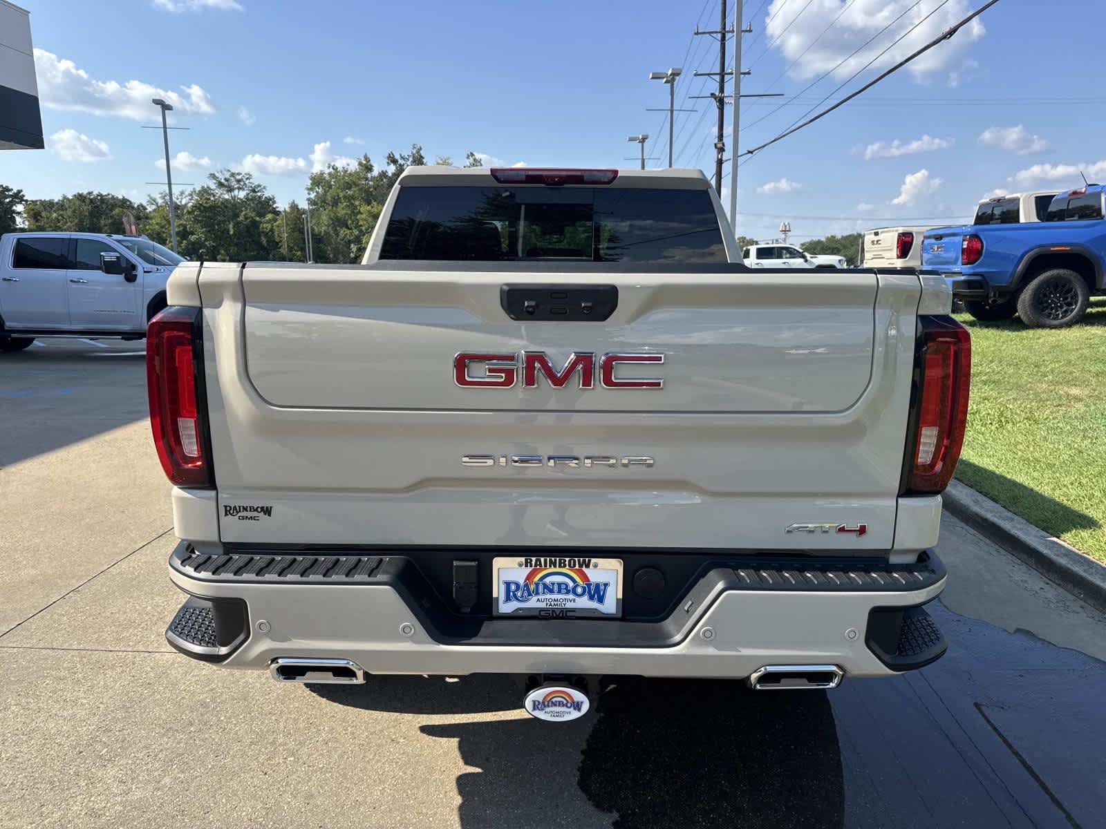 2026 GMC Sierra 1500 AT4 - Photo 6