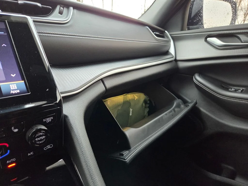 Used 2023 Gray Jeep Altitude X image 14