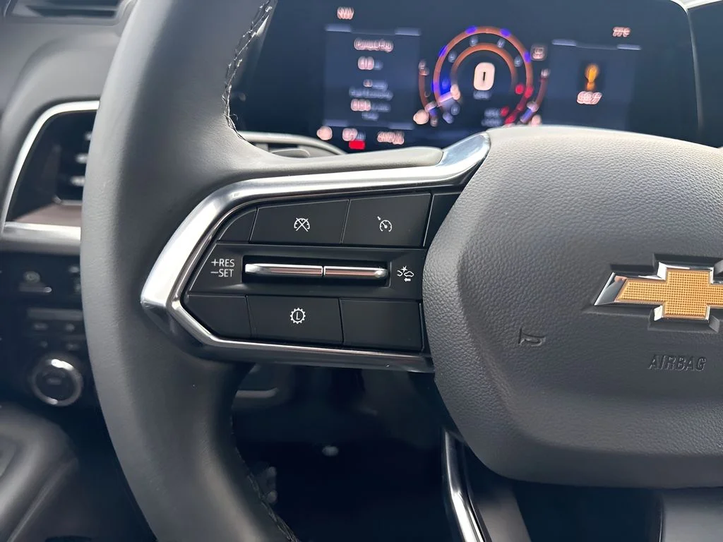 Used 2025 Black Chevrolet LT image 16