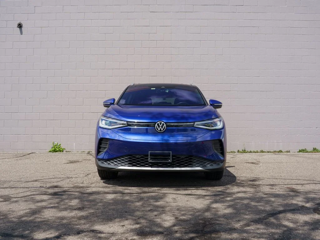 Used 2021 Blue Volkswagen Pro S image 9