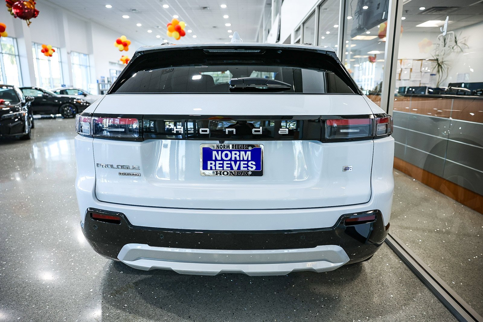 New 2026 Frostline White Pearl Honda Touring 2WD image 4