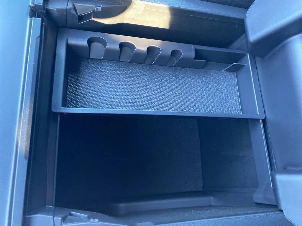 New 2026 Carbonized Gray Metallic Ford XLT image 35
