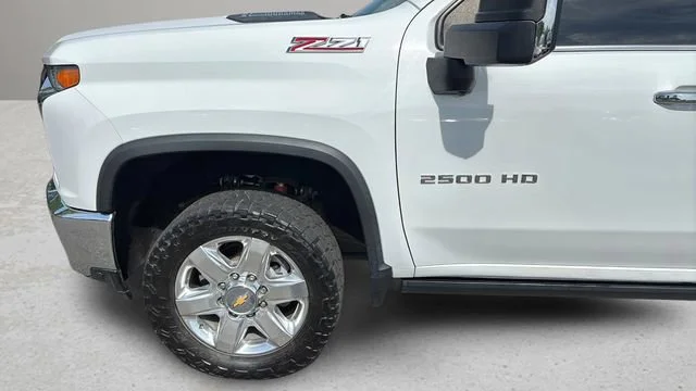 Used 2022 Summit White Chevrolet LTZ image 36