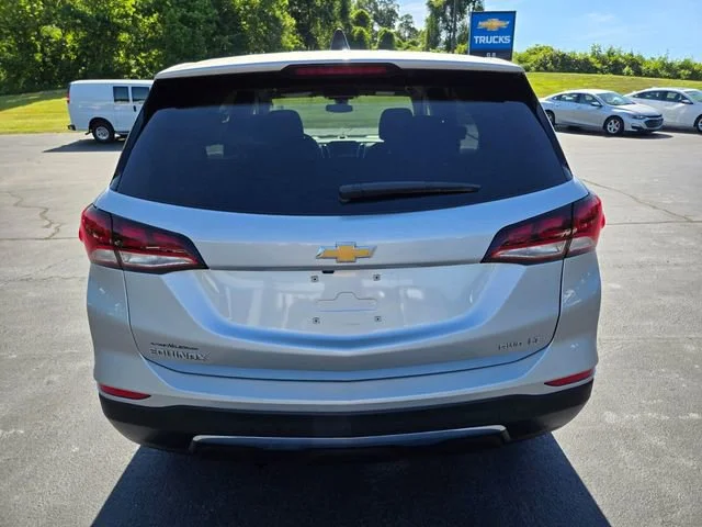 Used 2022 Silver Ice Metallic Chevrolet LT image 7