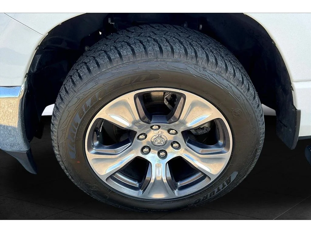 Used 2023  Ram Laramie image 7