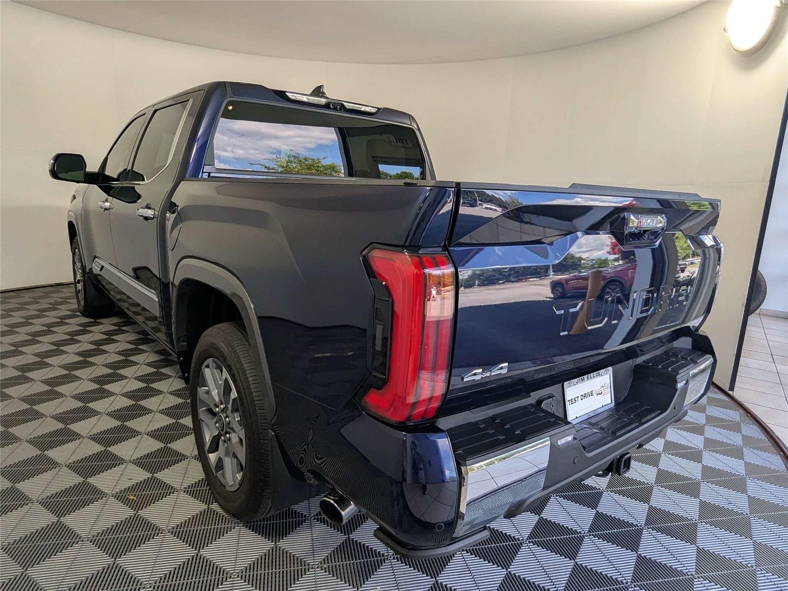 2024 Toyota Tundra 1794 Edition - Photo 9