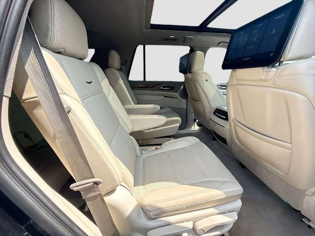 Used 2021 Black Raven Cadillac Premium Luxury Platinum image 30