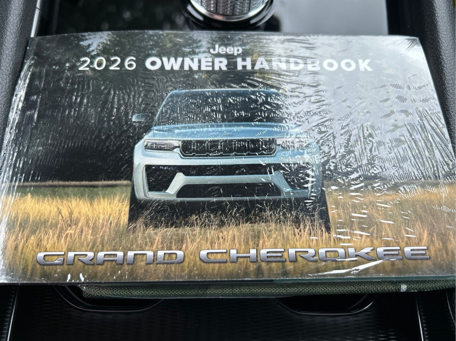 New 2026 Baltic Gray Metallic Clearcoat Jeep Laredo X image 19