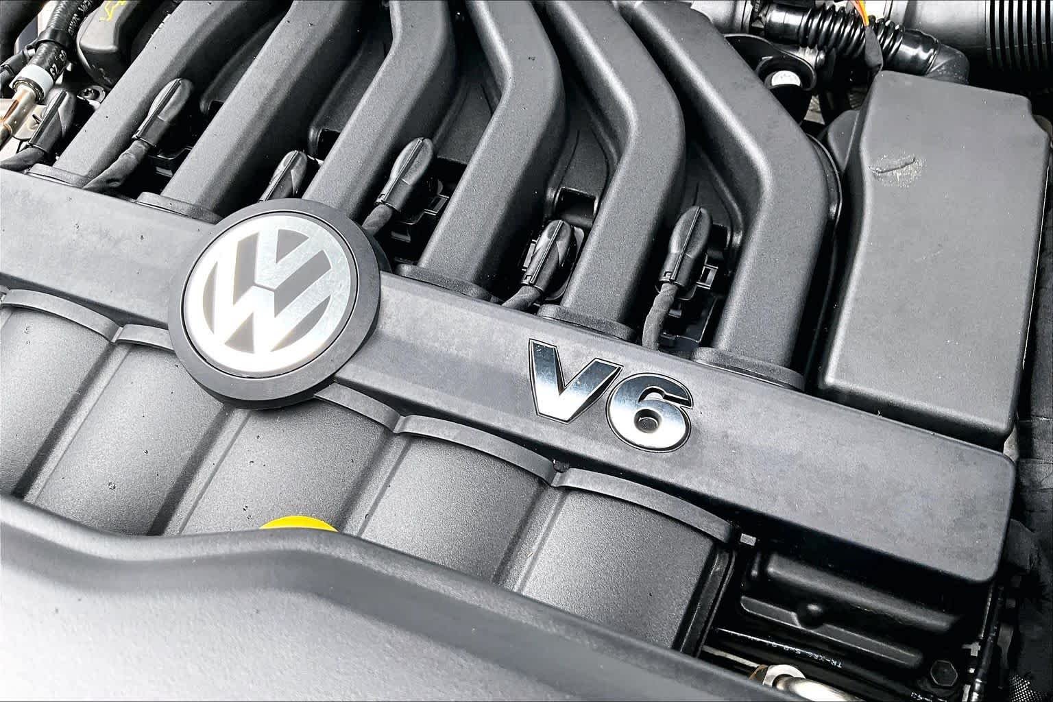 Used 2023 Pure Gray Volkswagen 3.6L V6 SEL Premium R-Line image 64