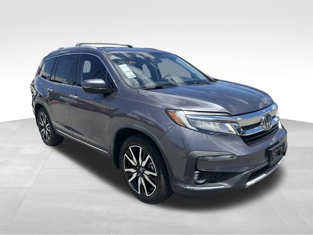Used 2021 Silver Honda Touring image 7