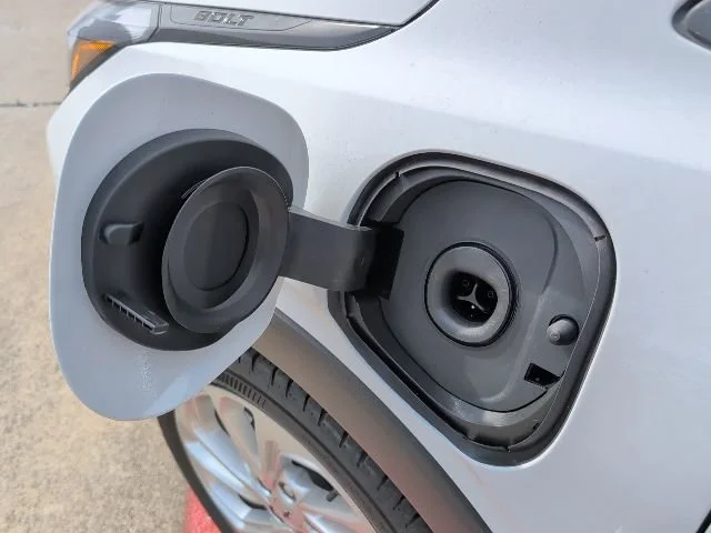 2027 Chevrolet Bolt LT - Photo 29