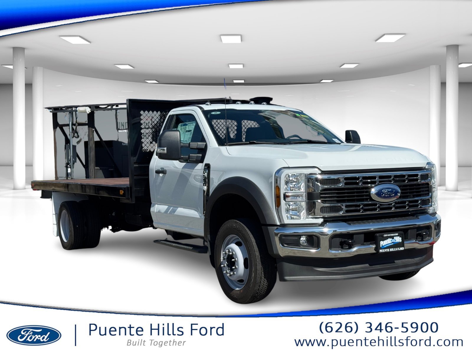 2025 Ford F-550 XLT Regular Cab 205-In DRW's photo