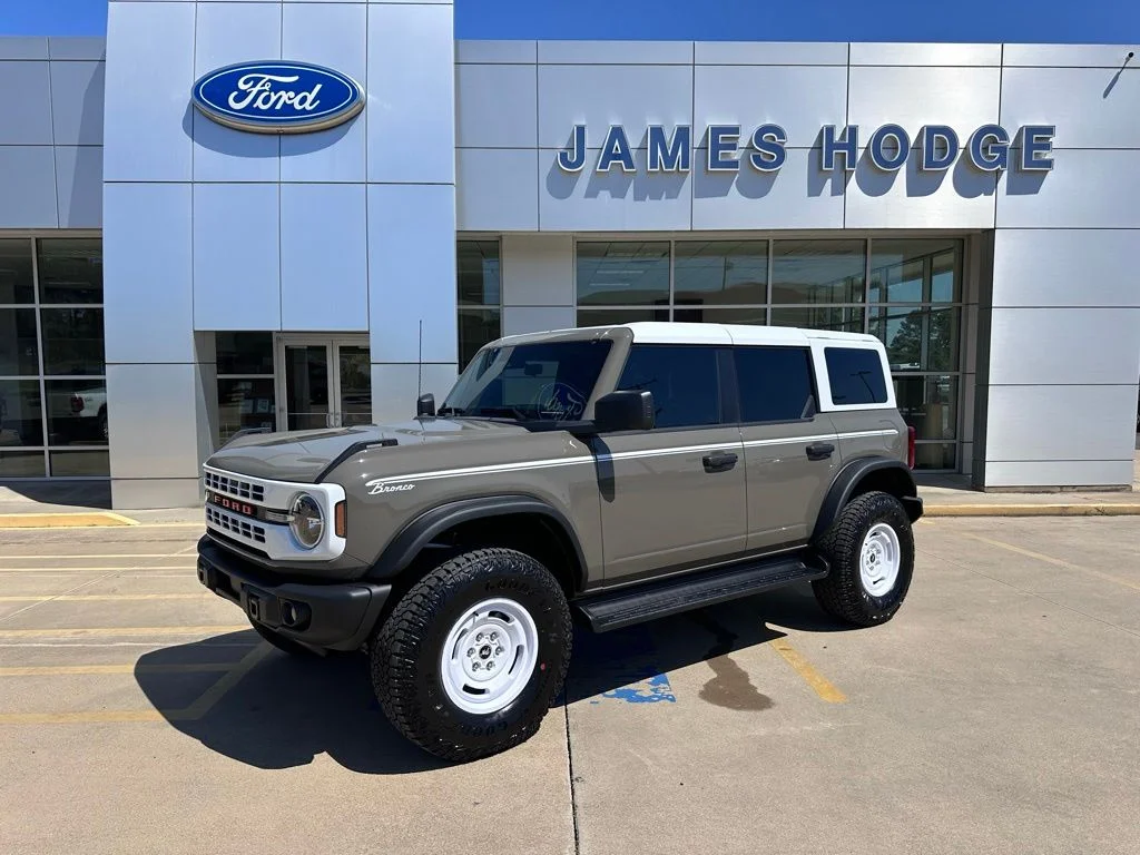 2026 Ford Bronco Heritage Edition 4x4's photo