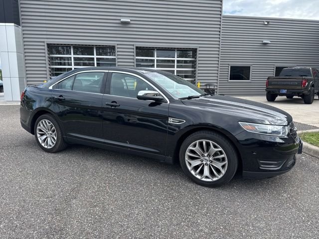 Used 2017 Ford Taurus Limited with VIN 1FAHP2F83HG138745 for sale in Gainesville, FL