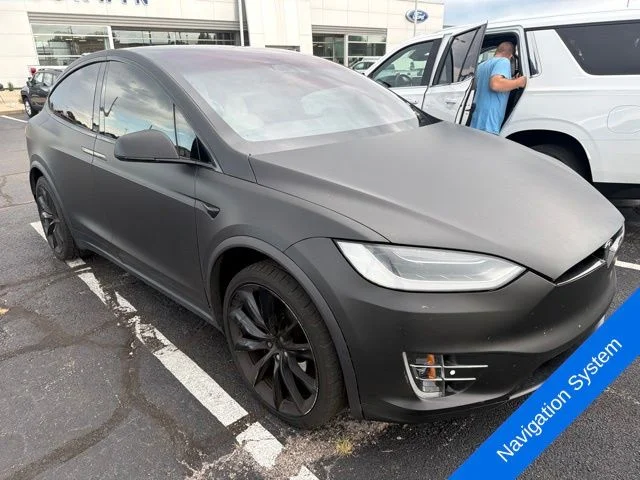 Used 2018 Obsidian Black Metallic Tesla P100D image 3