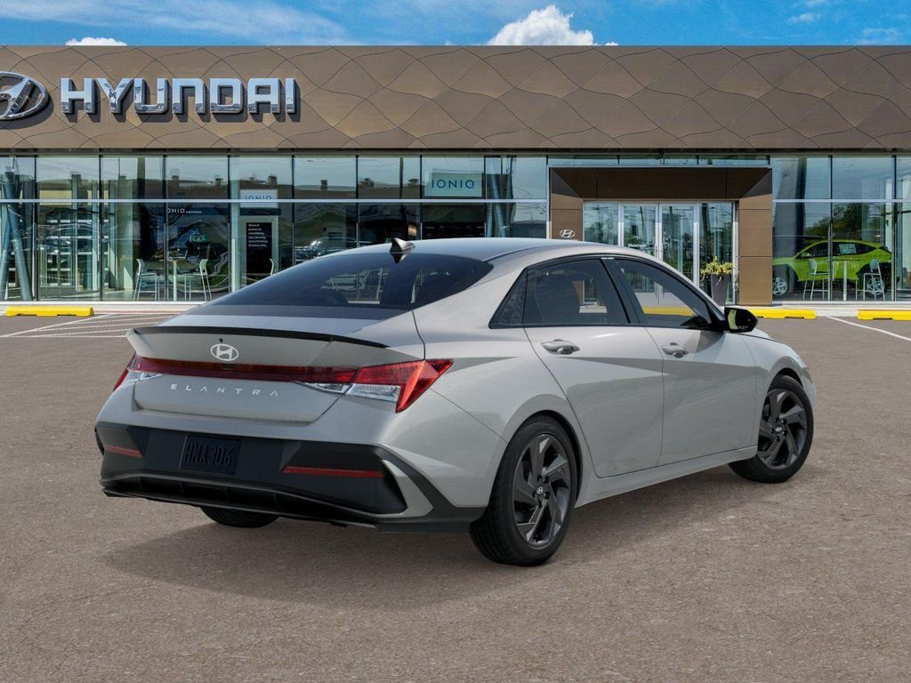 New 2026 Silver Hyundai SEL Sport image 5