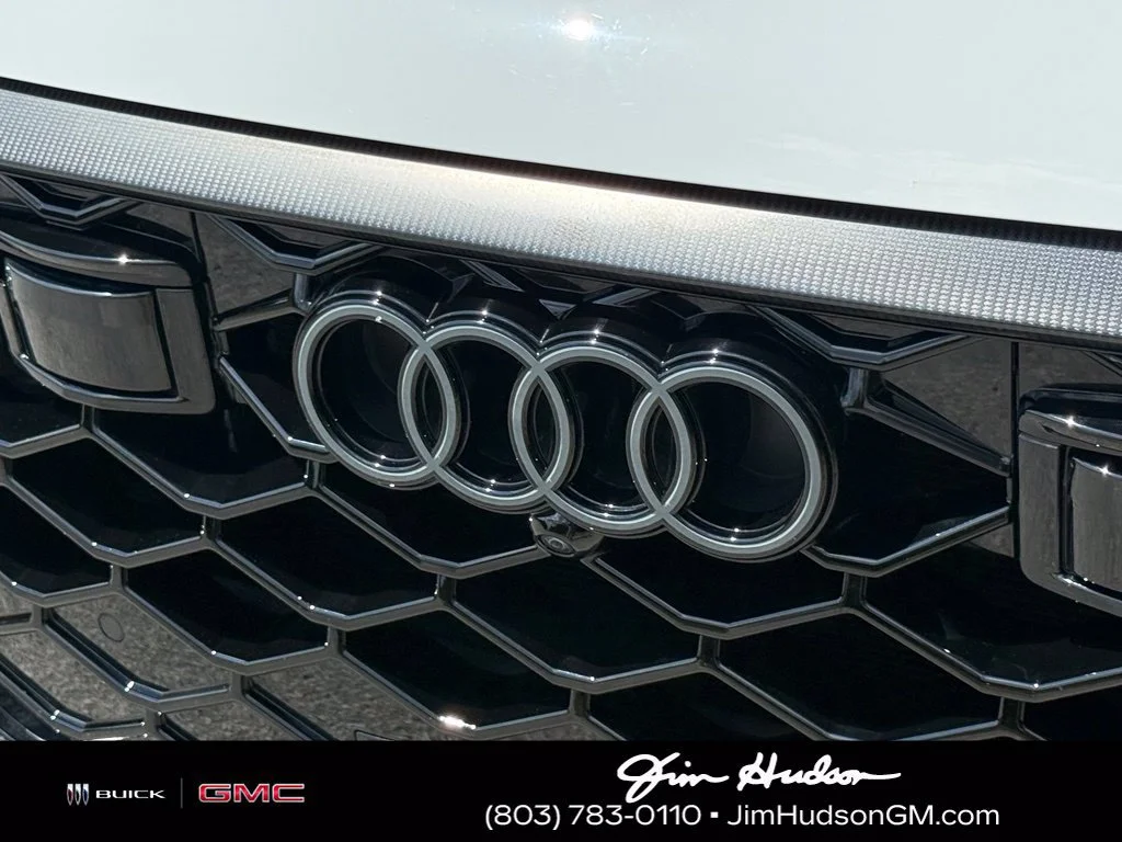 Used 2025 White Audi quattro Tiptronic image 9