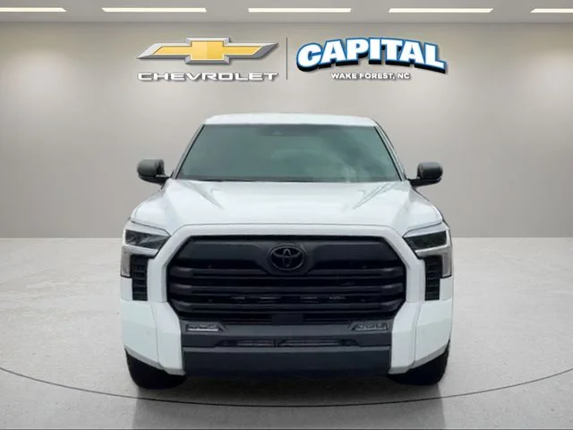 Used 2022 White Toyota SR5 image 8