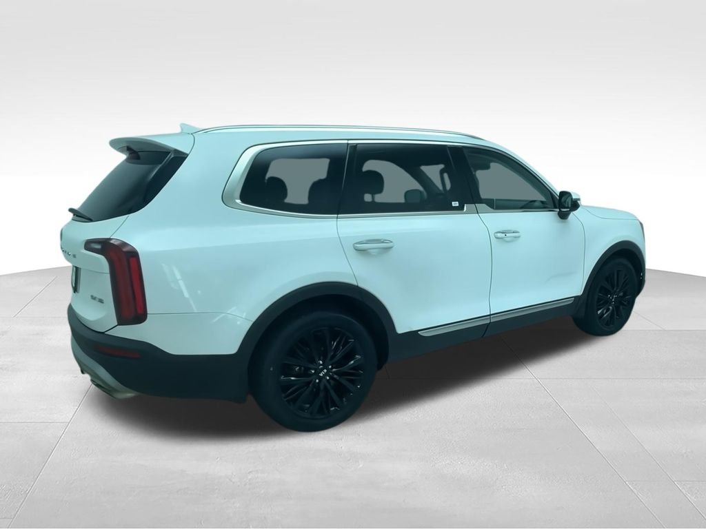 Used 2021 White Kia SX image 4