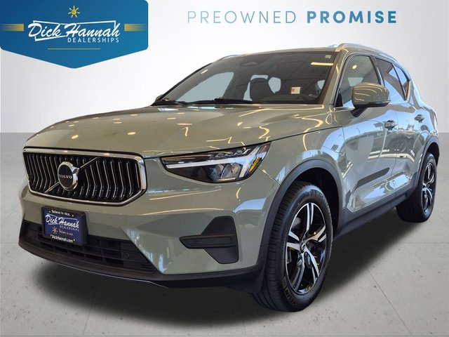 2024 Volvo XC40 B5 Core