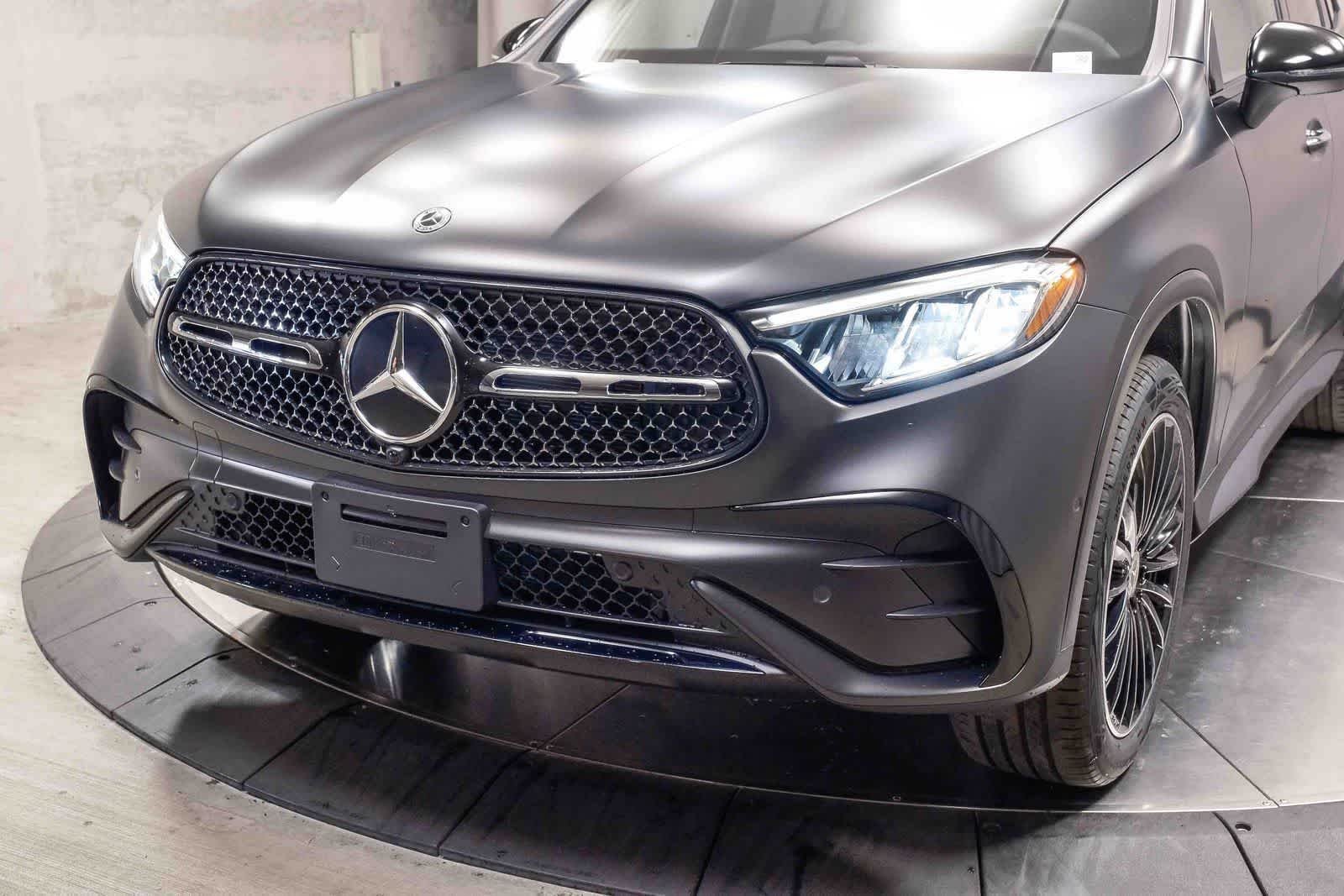 New 2026 MANUFAKTUR exclusive graphite grey magno Mercedes-Benz GLC 300 image 52