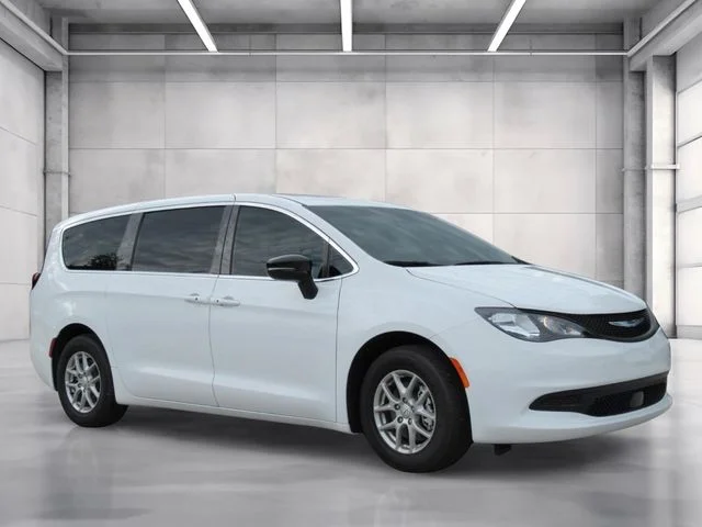 2026 Chrysler Voyager LX