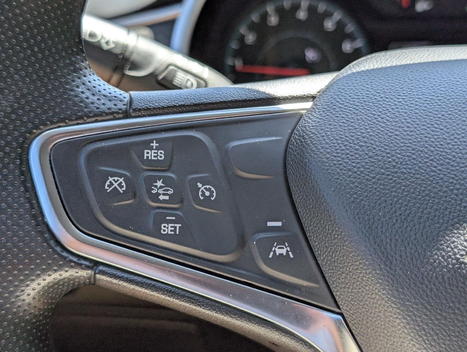 Used 2025 Sterling Gray Metallic Chevrolet LT image 25