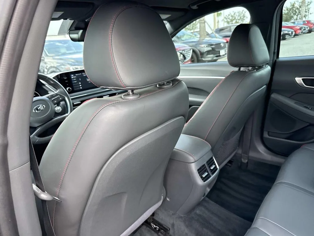 Used 2020 Gray Hyundai SEL Plus image 13