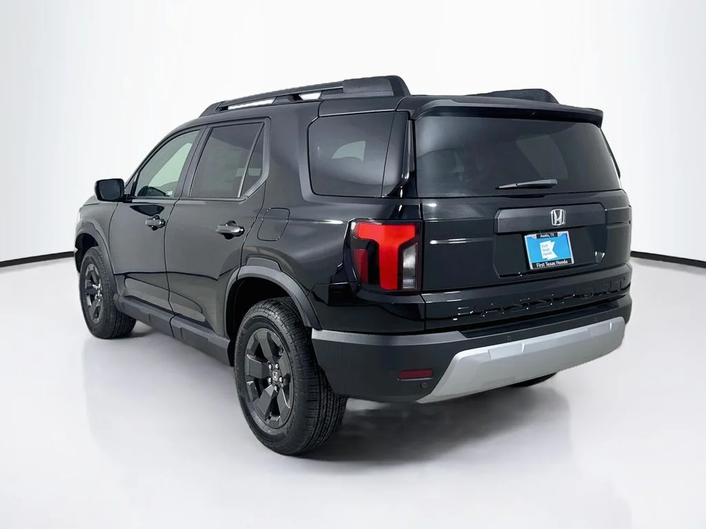 New 2026 Crystal Black Pearl Honda RTL image 6